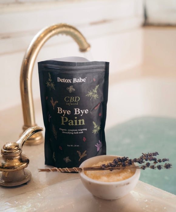 DETOX BABE Bye Bye Pain Organic Detox Bath Salt Soak (8 oz size)